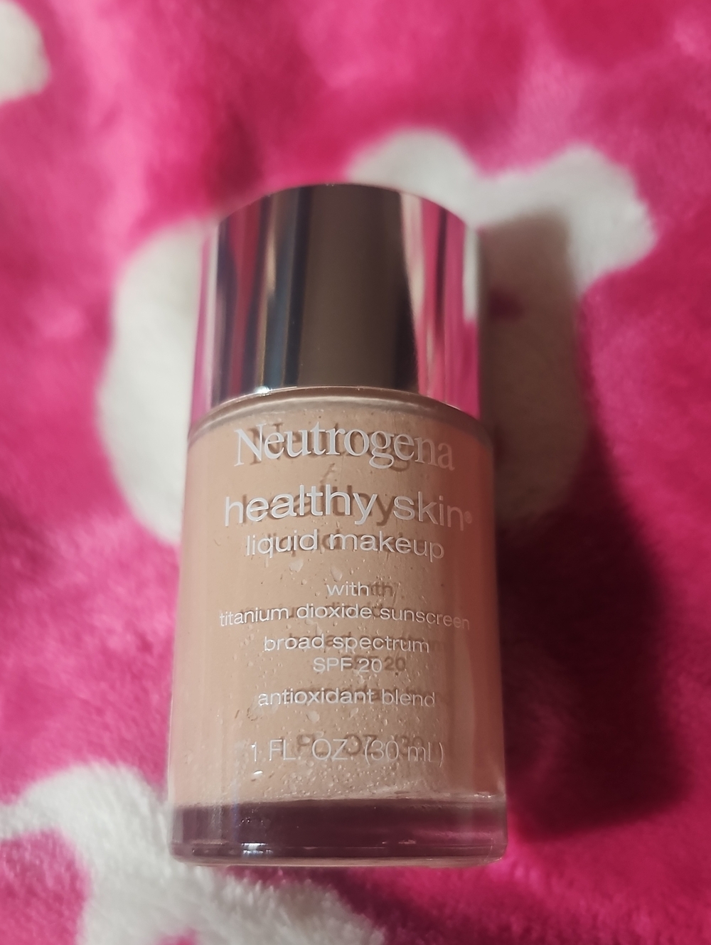 Neutrogena Healthy Skin Liquid Makeup SPF 20 natural ivory New